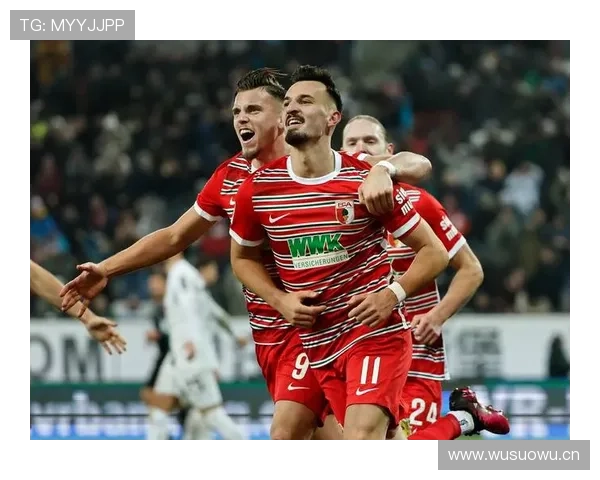 多特蒙德防线站位漏洞问题显现，后防稳定性面临考验