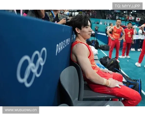 张博恒家的冰箱里只有蛋白粉和冰水